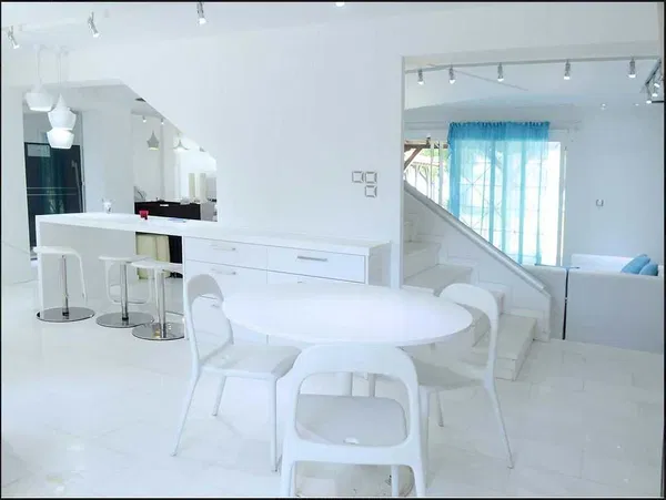 Sea-View 280 m² Villa with Six Bedrooms for Sale in Sithonia, Halkidiki