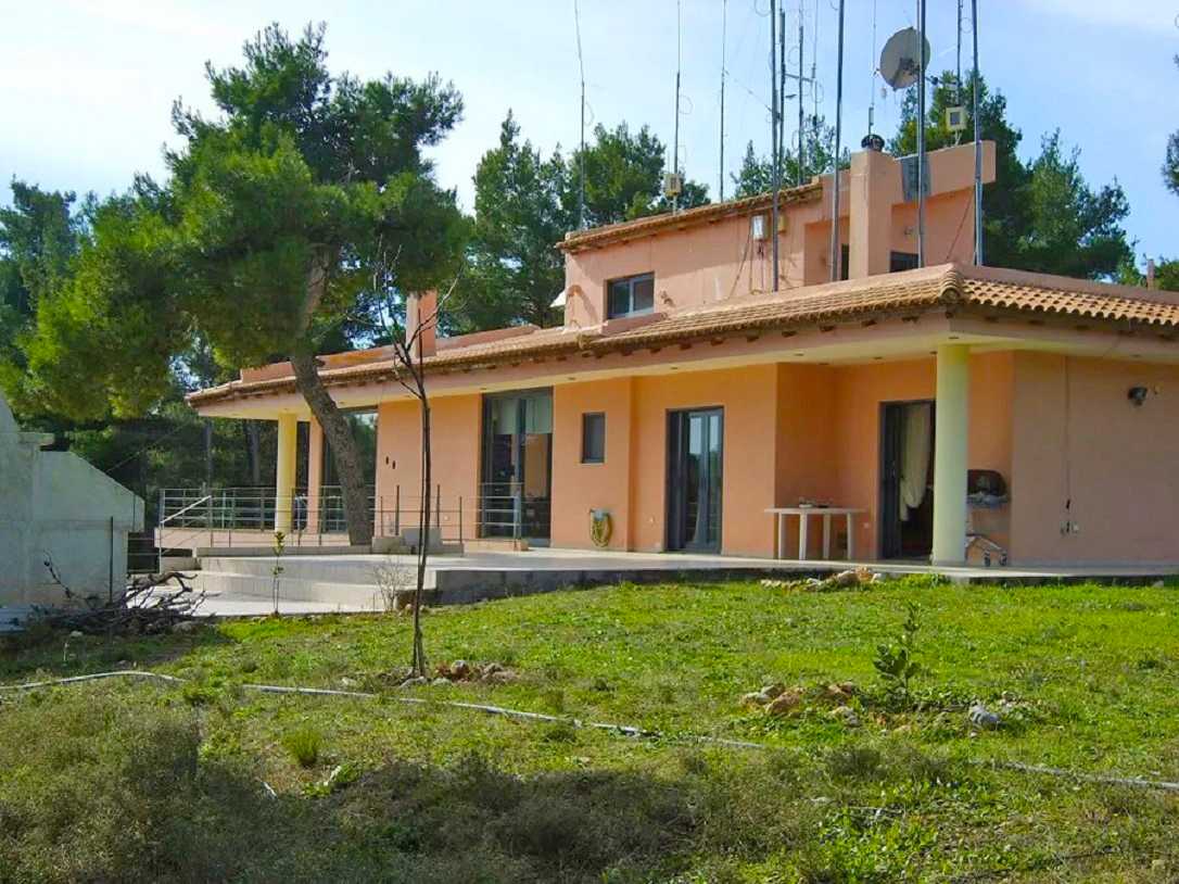 Three-Bedroom Villa for Sale in Krioneri, Athens Northern suburbs