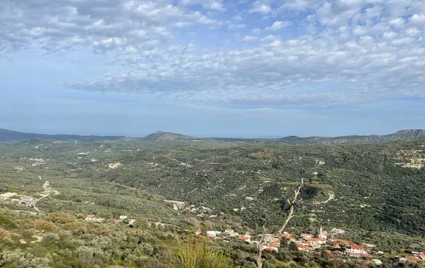 Sea-View 26,000 m² Plot for Sale in Topolia, Kissamos — photo 4