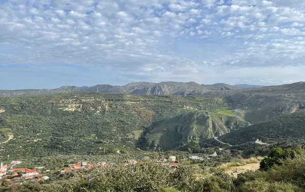 Sea-View 26,000 m² Plot for Sale in Topolia, Kissamos — photo 3