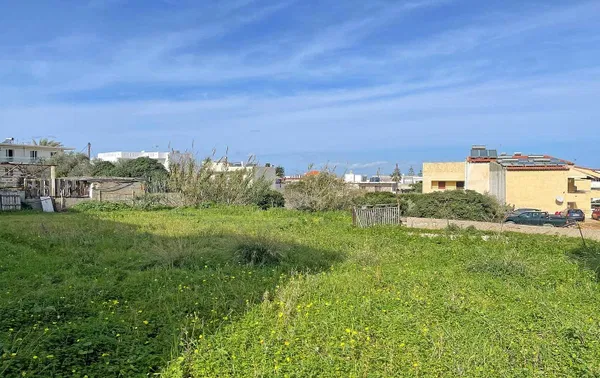 1,000 m² Plot for Sale in Pervolia Rethymnon, Rethymnon
