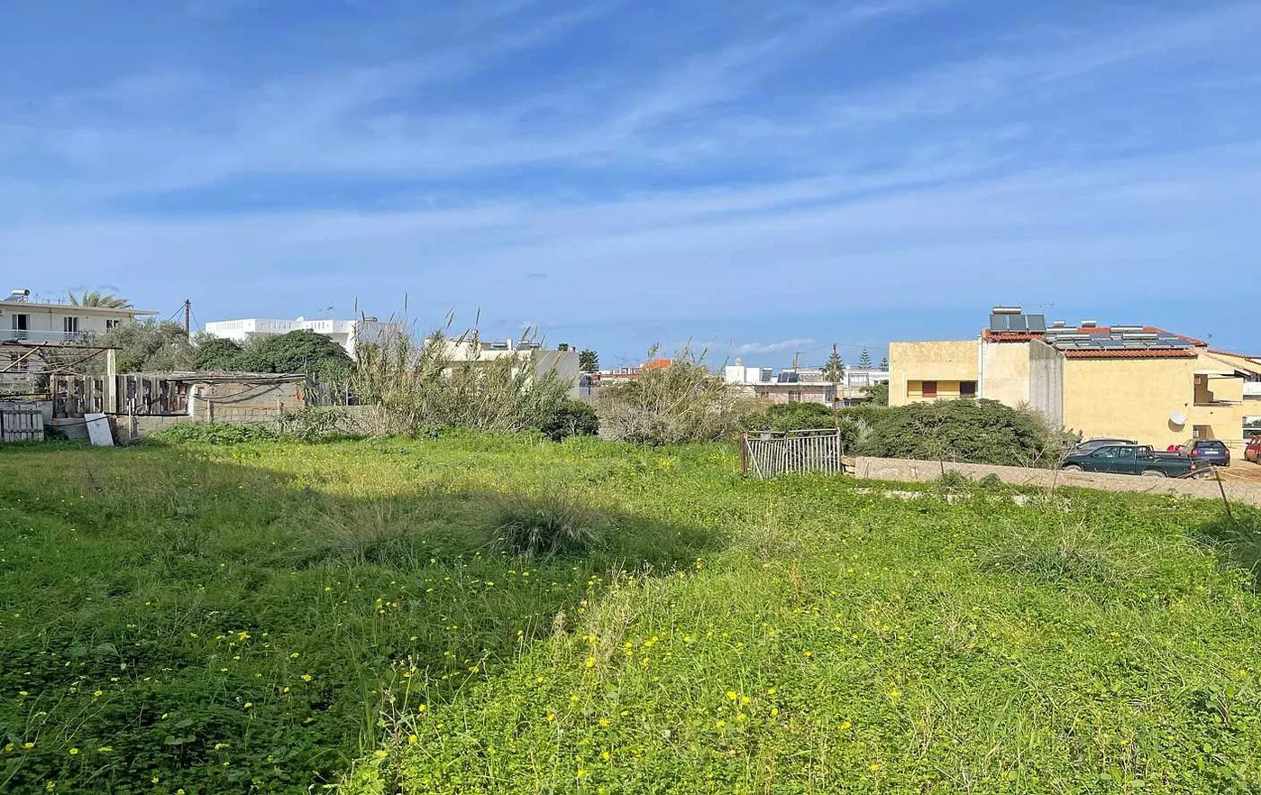 1,000 m² Plot for Sale in Pervolia Rethymnon, Rethymnon