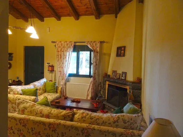 Three-Bedroom Villa for Sale in Varnavas, Athens Eastern Suburbs — photo 3