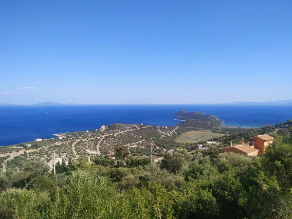 Sea-View 1,040 m² Land for Sale in Marathonas, Athens Eastern Suburbs — photo 4
