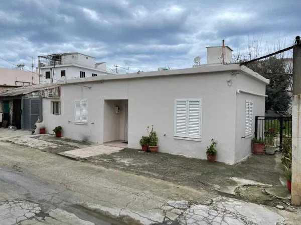 One-Bedroom Villa for Sale in Koumpes, Chania