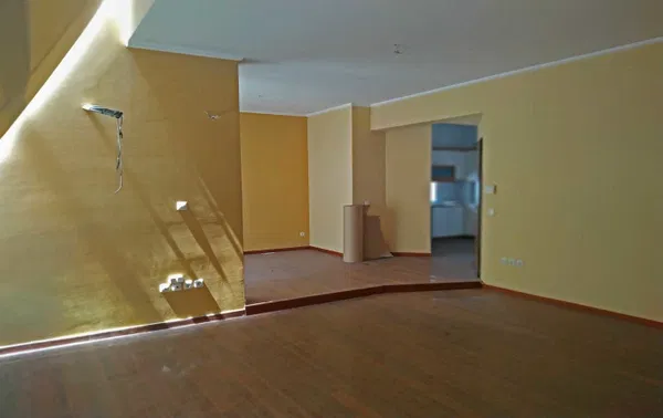 Building for Sale in Piraeus, Piraeus Suburbs — photo 4