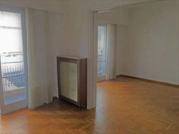 Three-Bedroom Apartment for Sale in Sepolia, Athens Center — photo 4