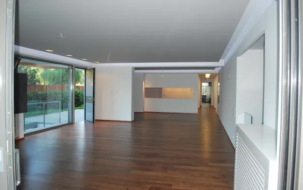 441 m² Villa with Four Bedrooms for Sale in Nea Erythraia, Athens Northern suburbs — photo 2