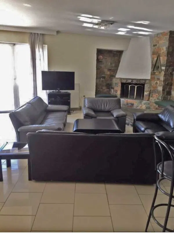 Two-Bedroom Apartment for Rent in Glyfada, Athens Southern suburbs — photo 3