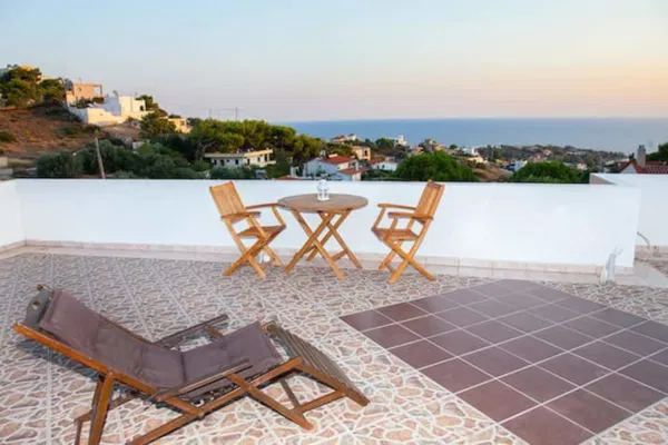 Seafront Ten-Bedroom Villa for Rent in Lagonisi, Attica — photo 3