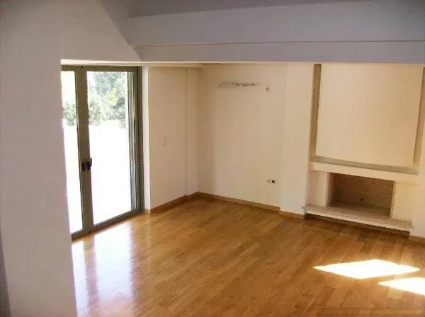 Six-Bedroom Villa for Rent in Nea Erythraia, Athens Northern suburbs — photo 3