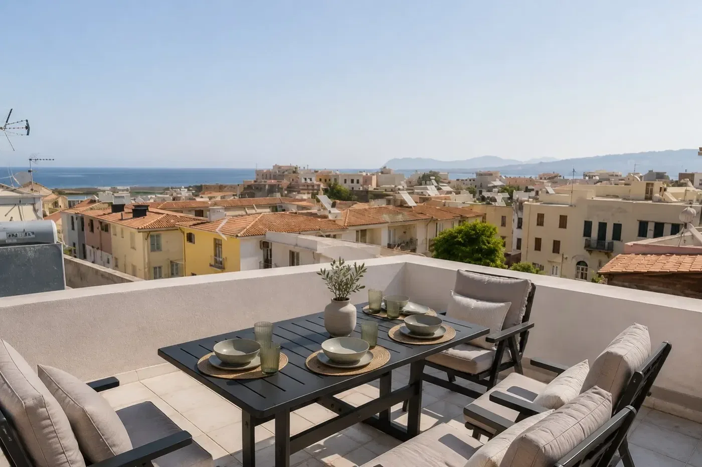 Sea-View 215 m² Villa with Three Bedrooms for Sale in Old Town, Chania