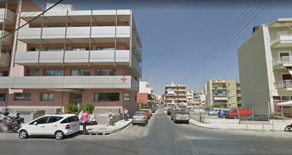 76 m² Business for Sale in Chania — photo 2