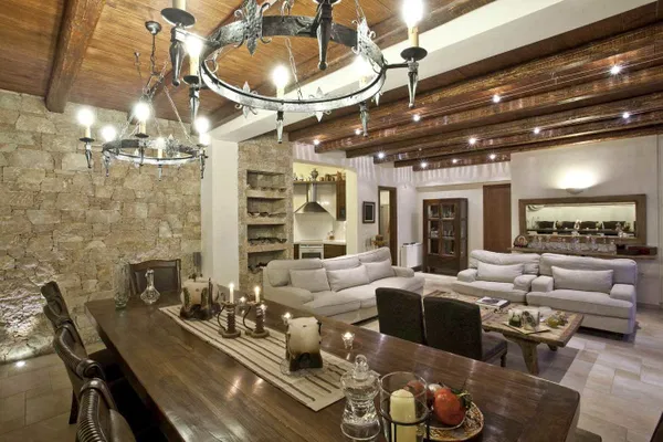 Six-Bedroom Villa for Sale in Vari - Varkiza, Athens Southern suburbs — photo 3