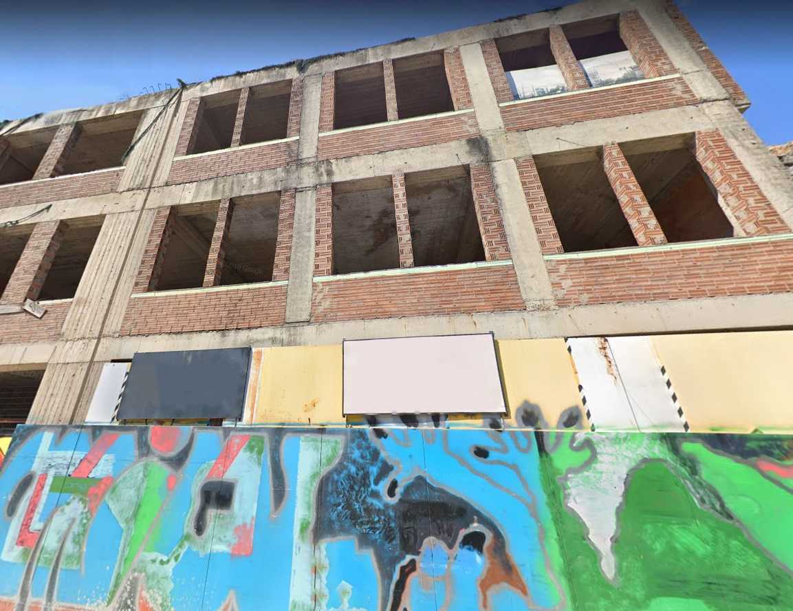 949 m² Building for Sale in Kolonos - Kolokinthous, Athens Center