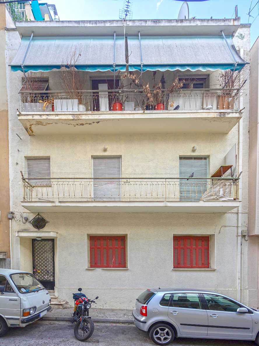 Building for Sale in Neos Kosmos, Athens Southern suburbs