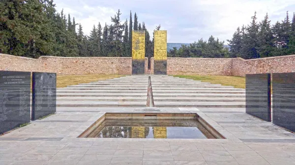 Building for Sale in Kaisariani, Athens Southern suburbs