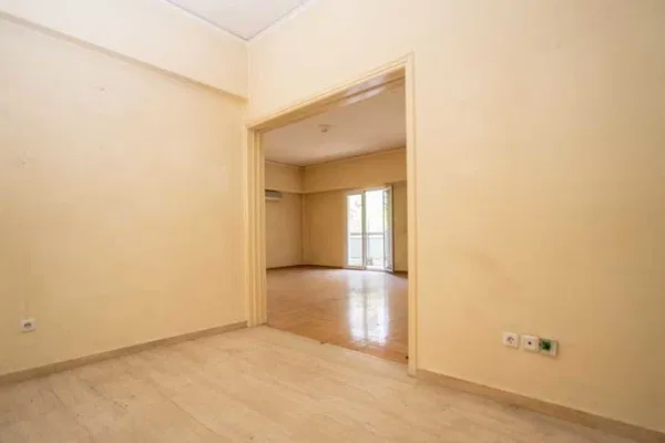 Two-Bedroom Renovated Apartment for Sale in Kypseli, Athens Center — photo 2