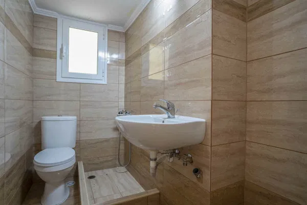 25 m² One-Bedroom Apartment for Sale in Patision - Acharnon, Athens Center — photo 5