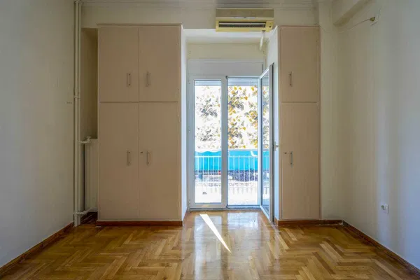 25 m² One-Bedroom Apartment for Sale in Patision - Acharnon, Athens Center — photo 2