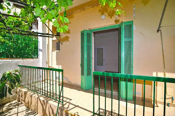 One-Bedroom Apartment for Sale in Keratsini, Piraeus — photo 2