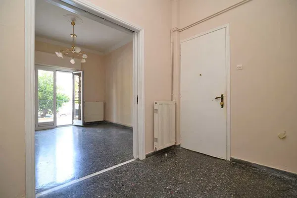 One-Bedroom Apartment for Sale in Keratsini, Piraeus — photo 3