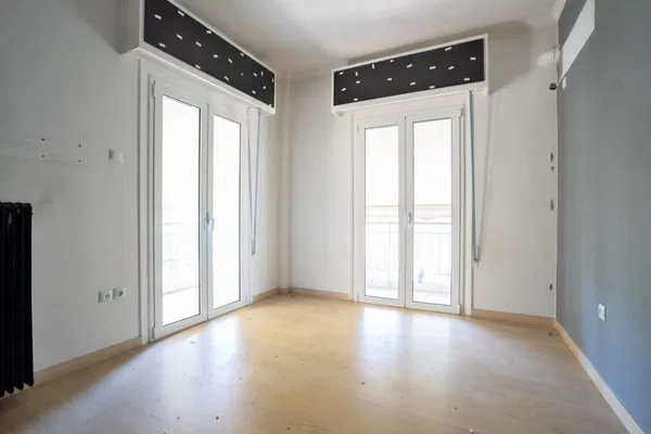 Two-Bedroom Apartment for Sale in Keramikos, Athens Center — photo 2