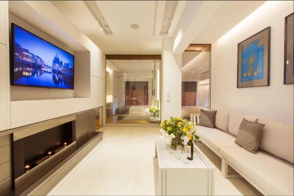 90 m² Two-Bedroom Apartment for Sale in Ampelokipoi, Athens Center — photo 2