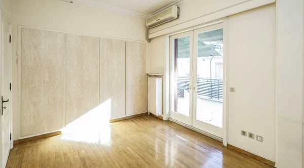 143 m² Three-Bedroom Apartment for Sale in Patision - Acharnon, Athens Center — photo 3