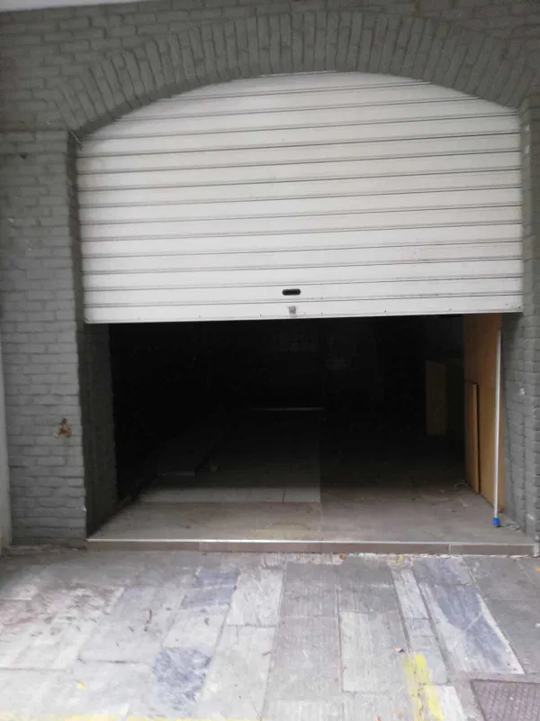 44 m² Business for Sale in Kolonaki - Lycabettus, Athens Center — photo 2
