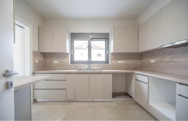 110 m² Two-Bedroom Apartment for Sale in Chalandri, Athens Northern suburbs — photo 5