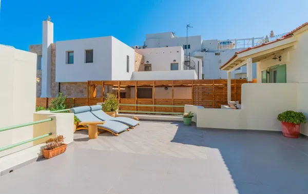 300 m² Sea-View Hotel for Sale in Elounda, Agios Nikolaos — photo 5