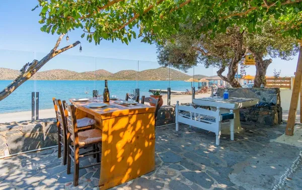 300 m² Sea-View Hotel for Sale in Elounda, Agios Nikolaos — photo 3