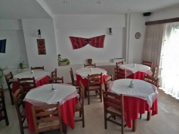 Hotel for Sale in Agios Nikolaos, Lasithi with Dining area — photo 5