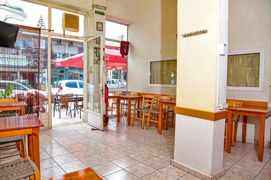 65 m² Business for Sale in Chania