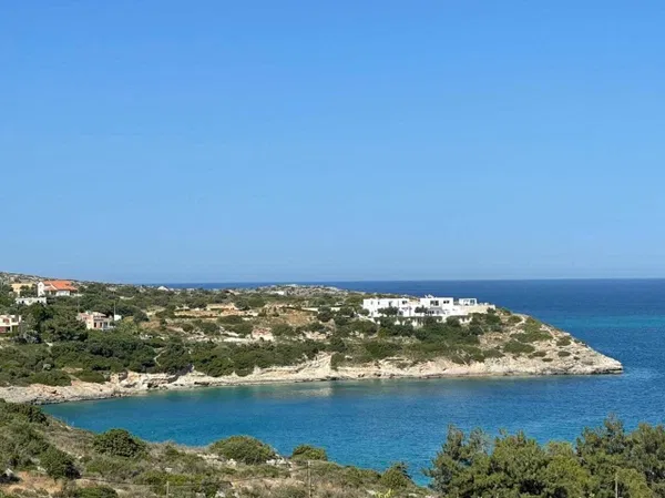 Sea-View 11,000 m² Plot of Land for Sale in Loutraki Akrotiriou, Akrotiri — photo 4