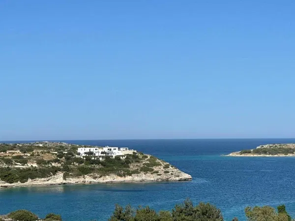 Sea-View 11,000 m² Plot of Land for Sale in Loutraki Akrotiriou, Akrotiri — photo 3