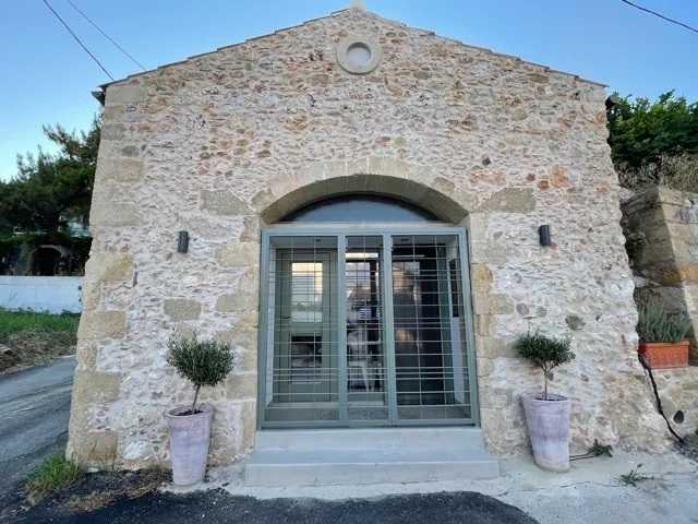 Renovated Two-Bedroom Villa for Sale in Kolymbari, Platanias