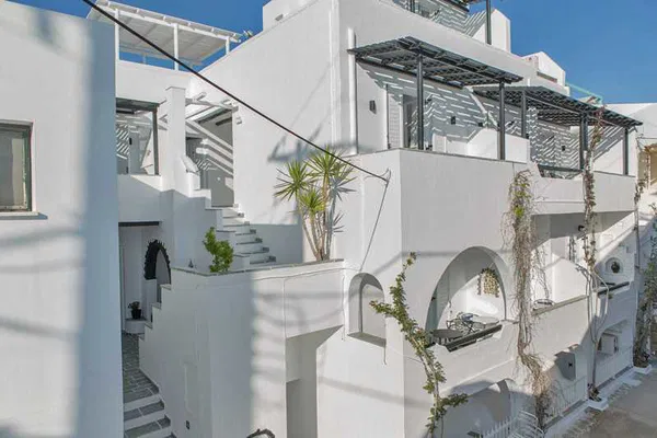 Hotel for Sale in Naxos, Cyclades with Air conditioning