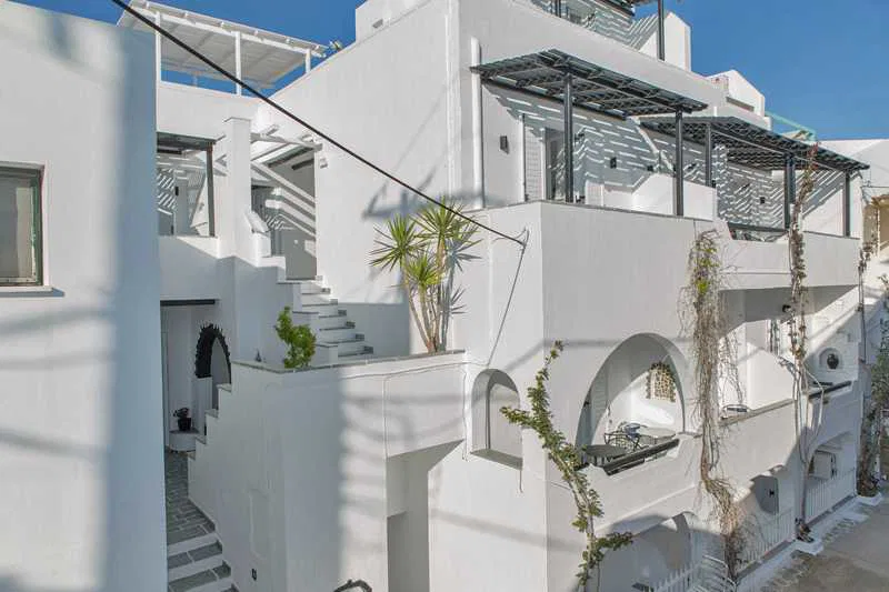 Hotel for Sale in Naxos, Cyclades with Air conditioning