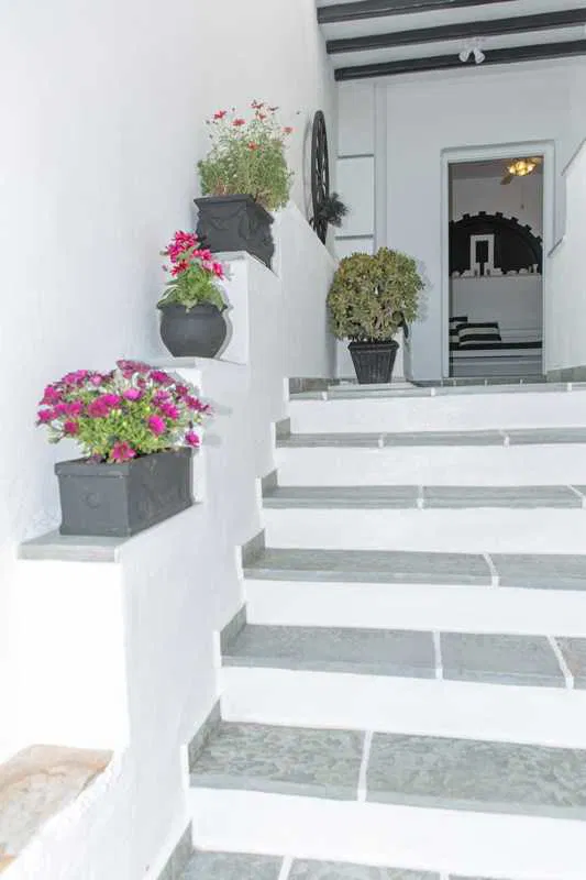 Hotel for Sale in Naxos, Cyclades with Air conditioning — photo 2