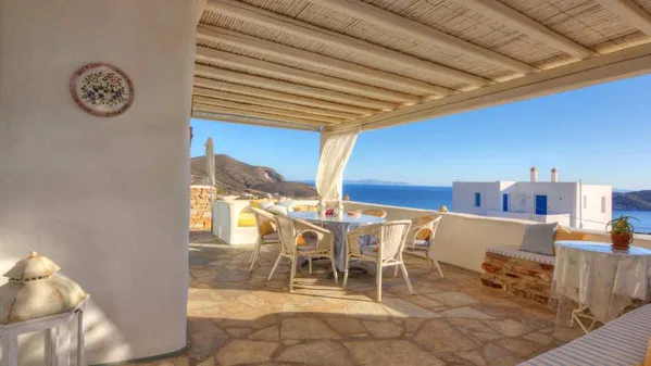 Sea View Hotel for Sale in Antiparos, Cyclades — photo 2