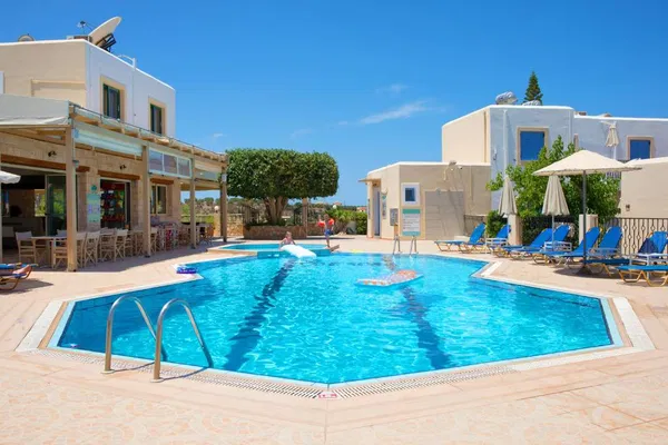 Seafront Hotel for Sale in Hersonissos, Heraklion — photo 3