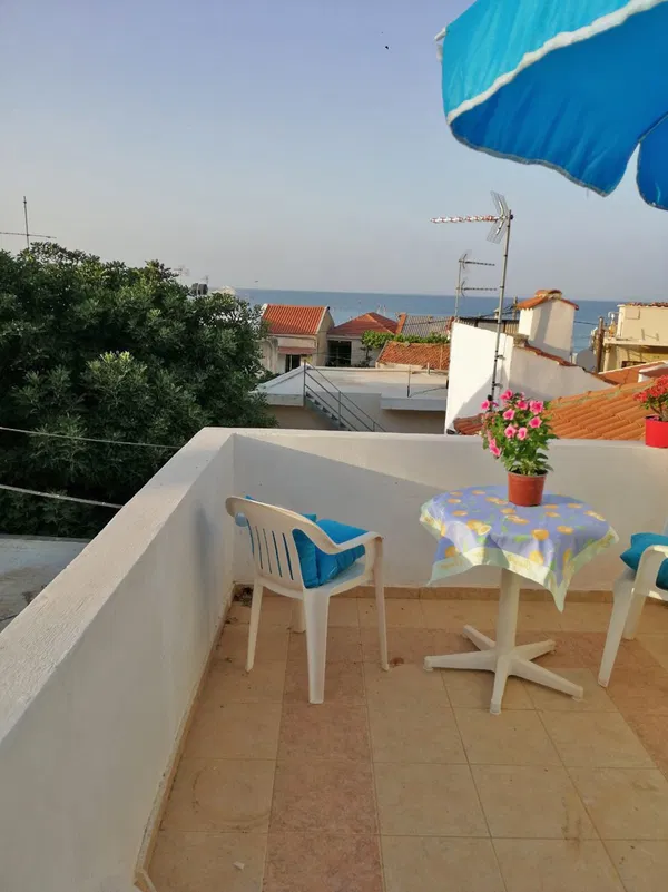 Renovated 98 m² Apartment with Three Bedrooms for Sale in Kalyves, Apokoronas