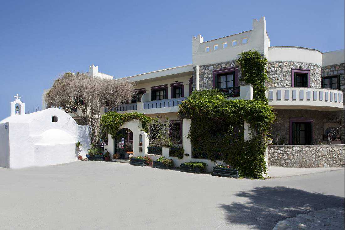 500 m² Hotel for Sale in Naxos, Cyclades