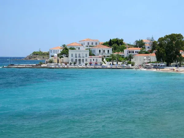 Renovated Hotel for Sale in Spetses, Argosaronikos islands — photo 2