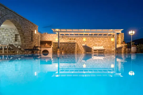 Six-Bedroom Villa for Sale in Paros, Cyclades — photo 2