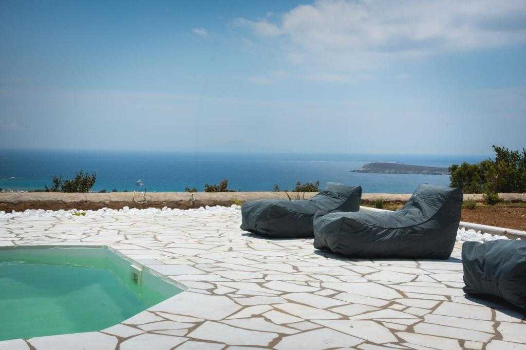 Three-Bedroom Villa for Sale in Paros, Cyclades