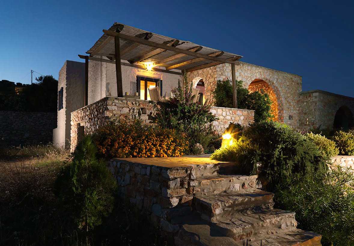 Sea-View 178 m² Villa with Five Bedrooms for Sale in Paros, Cyclades