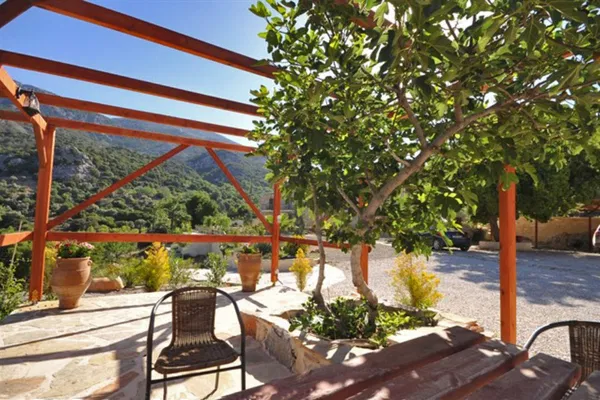 400 m² Hotel for Sale in Heraklion — photo 3
